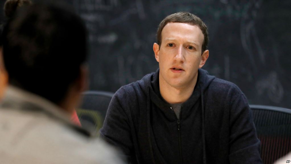 Медуза: Марк Цукерберг объявил о развороте Facebook в сторону защиты данных.