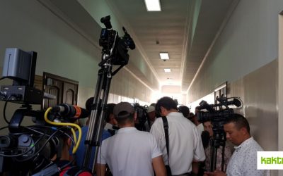 Приставы запрещают съемку в Верховном суде и не пускают СМИ на процесс по Текебаеву