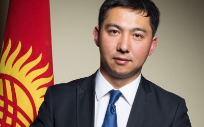 Журналистов в Кыргызстане атакуют за темы, связанные с коррупцией, — министр Жаманкулов