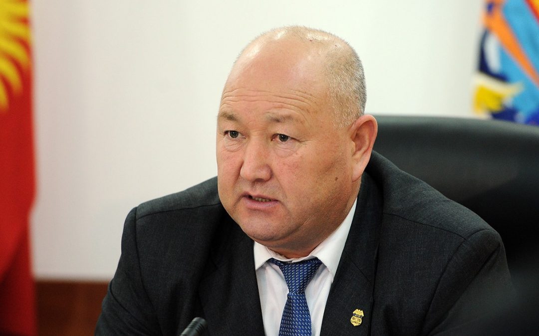 Вице-премьер Разаков подал в суд на газету «Азия Ньюс» и требует 10 млн сомов