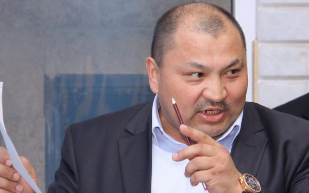 Суд Бишкека обязал газету «Ачык саясат» выплатить депутату Рыспаеву 300 тысяч сомов