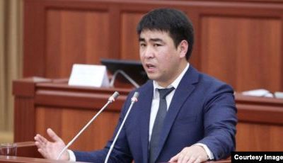Жанар Акаев возмутился по поводу того, как МВД расследует нападение на Болота Темирова