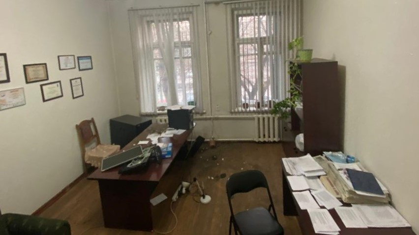 В офисе газеты «Слово Кыргызстана» избита и. о. главного редактора