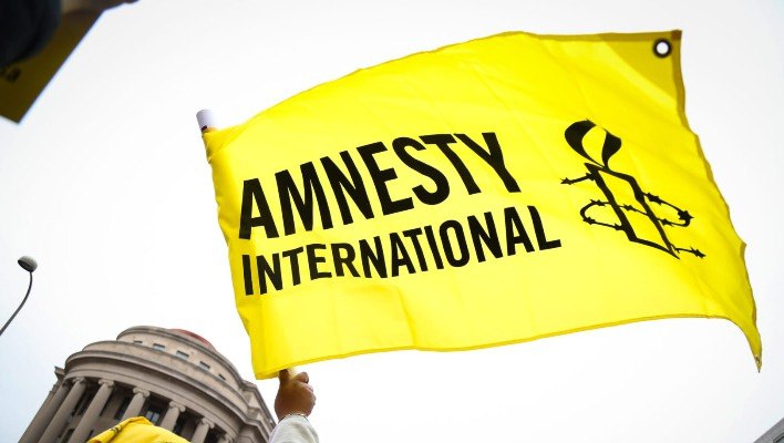 Amnesty International призывает Жогорку Кенеш отклонить поправки в закон об НКО