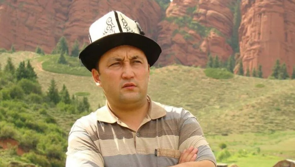 Журналиста Зулпукара Сапанова, которого обвиняли в разжигании розни, оправдал суд