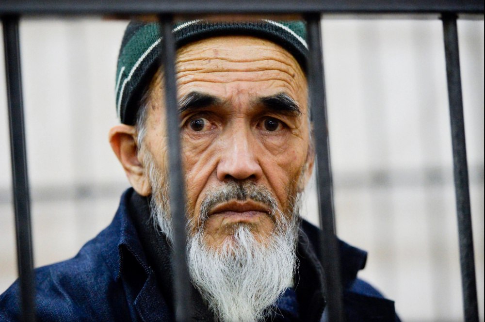 Human Rights Watch призвала отменить обвинительный приговор Азимжану Аскарову