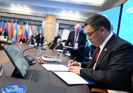 Саммит стран СНГ: Президенты подписали договор о создании Международной организации по русскому языку