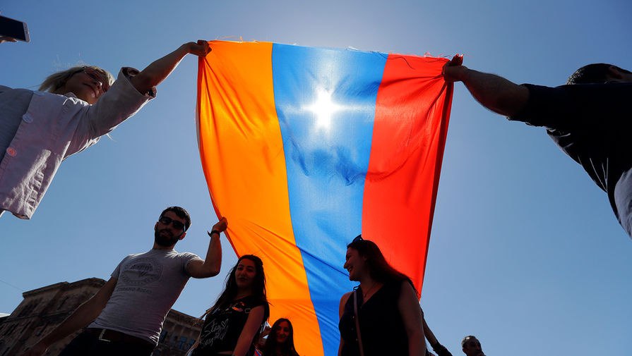 В Армении могут отключить все российские телеканалы