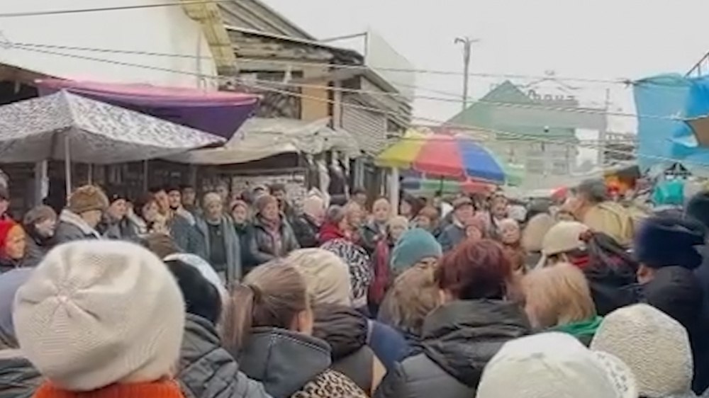Участников митинга на рынке «Дордой Моторс» вызвали в ГКНБ
