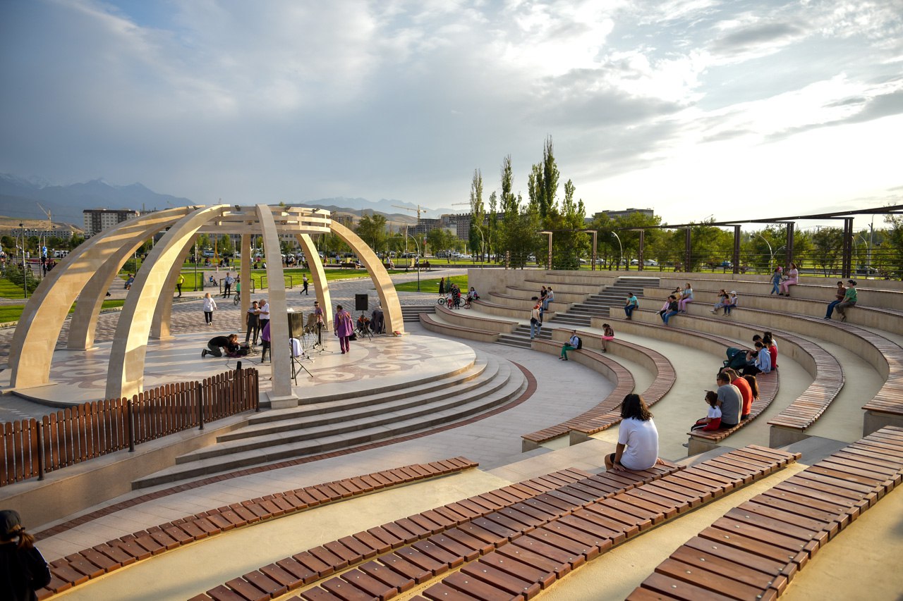 В Бишкеке появится памятник букве Ы
