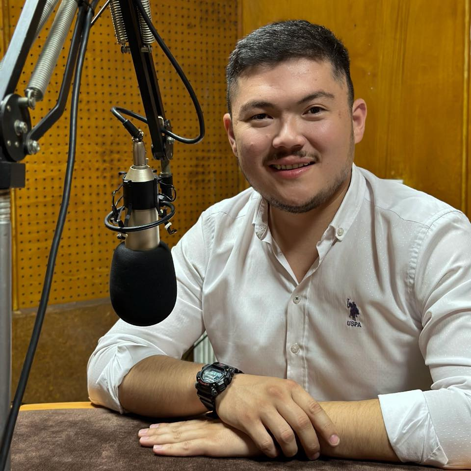 Активист и видеоблогер Айбек Тенизбай задержан на 48 часов.