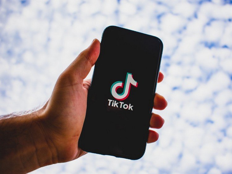Блокировка TikTok: что говорит глава ГКНБ и предлагает депутат Дастан Бекешев