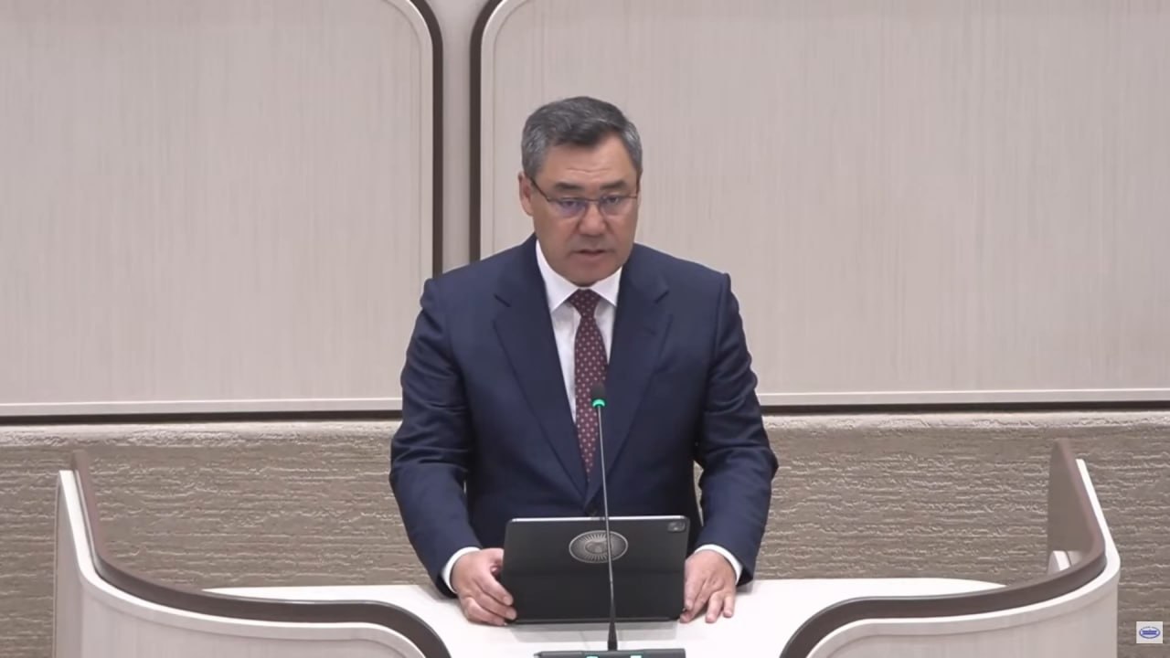 Садыр Жапаров призвал кыргызстанцев не превращать разногласия в противостояние