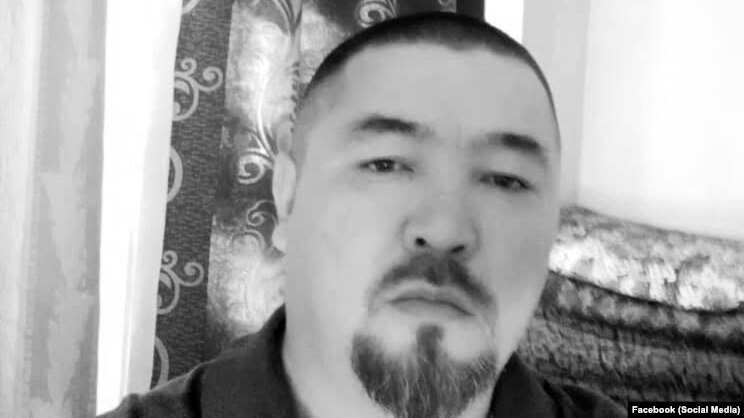 «Поделился материалом Kloop». Дело пользователя Facebook Бактыбека Молдалиева рассматривается в суде